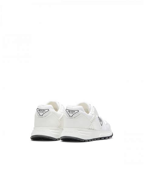 scarpe uomo prada 2016 suola bianco|Sneakers Prada PRAX 01 Bianco/nero .